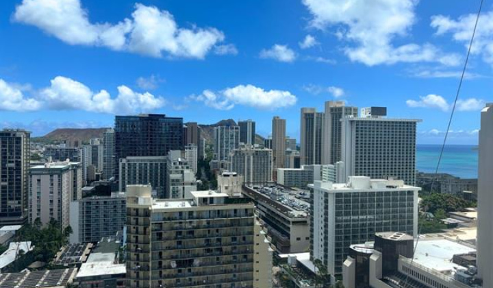 2240 Kuhio Avenue,Honolulu,Hawaii,96815,1 Bedroom Bedrooms,1 BathroomBathrooms,Condo/Townhouse,Kuhio,24,17885544