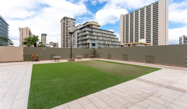 2240 Kuhio Avenue,Honolulu,Hawaii,96815,1 Bedroom Bedrooms,1 BathroomBathrooms,Condo/Townhouse,Kuhio,24,17885544