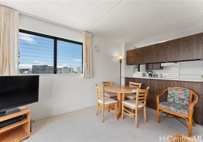 2240 Kuhio Avenue,Honolulu,Hawaii,96815,1 Bedroom Bedrooms,1 BathroomBathrooms,Condo/Townhouse,Kuhio,24,17885544