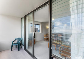 2240 Kuhio Avenue,Honolulu,Hawaii,96815,1 Bedroom Bedrooms,1 BathroomBathrooms,Condo/Townhouse,Kuhio,24,17885544