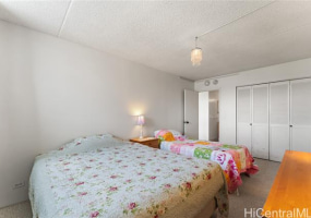 2240 Kuhio Avenue,Honolulu,Hawaii,96815,1 Bedroom Bedrooms,1 BathroomBathrooms,Condo/Townhouse,Kuhio,24,17885544