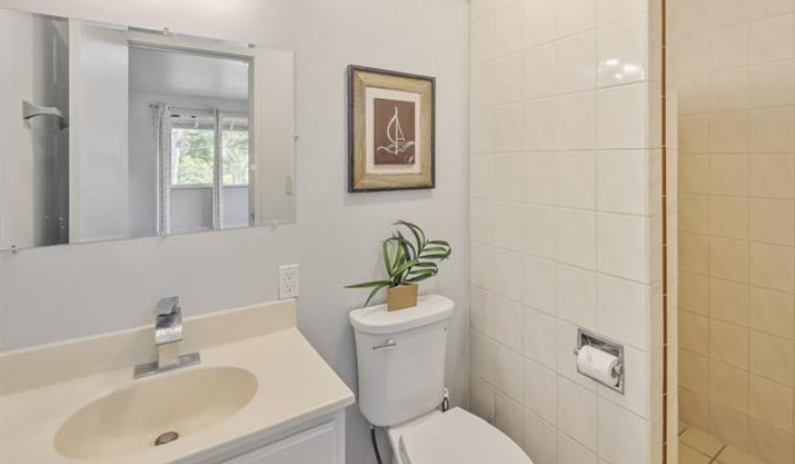 2023 Round Top Drive,Honolulu,Hawaii,96822,6 ベッドルーム ベッドルーム,4 バスルームバスルーム,一戸建て,Round Top,17887280