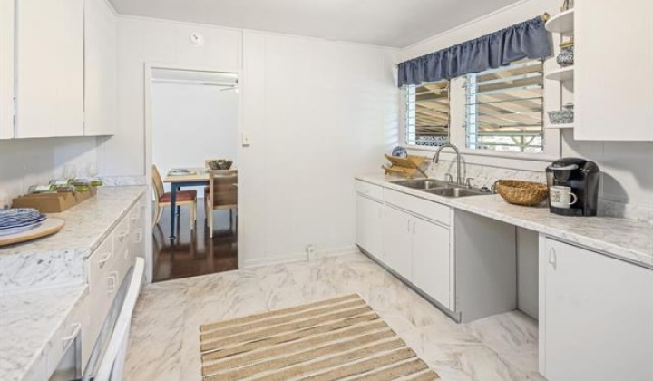 2023 Round Top Drive,Honolulu,Hawaii,96822,6 ベッドルーム ベッドルーム,4 バスルームバスルーム,一戸建て,Round Top,17887280