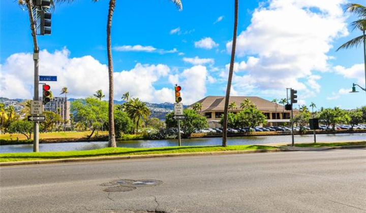 320 Liliuokalani Avenue,Honolulu,Hawaii,96815,2 ベッドルーム ベッドルーム,1 バスルームバスルーム,コンド / タウンハウス,Liliuokalani,7,19022038