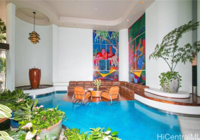 700 Richards Street,Honolulu,Hawaii,96813,1 ベッドルーム ベッドルーム,1 バスルームバスルーム,コンド / タウンハウス,Richards,8,17887283