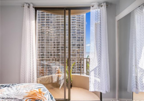 311 Ohua Avenue,Honolulu,Hawaii,96815,3 Bedrooms Bedrooms,2 BathroomsBathrooms,Condo/Townhouse,Ohua,14,17887463