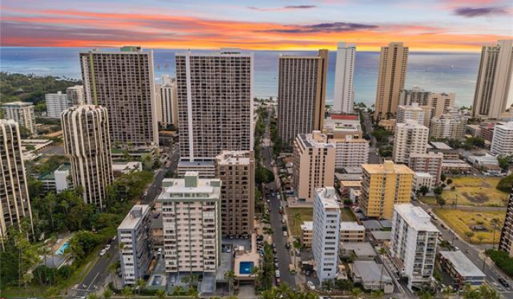 311 Ohua Avenue,Honolulu,Hawaii,96815,3 Bedrooms Bedrooms,2 BathroomsBathrooms,Condo/Townhouse,Ohua,14,17887463