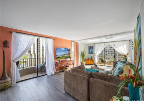 311 Ohua Avenue,Honolulu,Hawaii,96815,3 Bedrooms Bedrooms,2 BathroomsBathrooms,Condo/Townhouse,Ohua,14,17887463