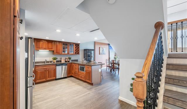 311 Ohua Avenue,Honolulu,Hawaii,96815,3 Bedrooms Bedrooms,2 BathroomsBathrooms,Condo/Townhouse,Ohua,14,17887463