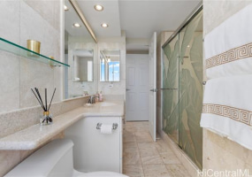 2969 Kalakaua Avenue,Honolulu,Hawaii,96815,1 Bedroom Bedrooms,1 BathroomBathrooms,Condo/Townhouse,Kalakaua,2,18389347