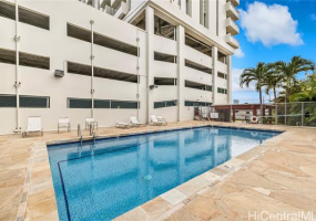 796 Isenberg Street,Honolulu,Hawaii,96826,1 ベッドルーム ベッドルーム,1 バスルームバスルーム,コンド / タウンハウス,Isenberg,19,17888018