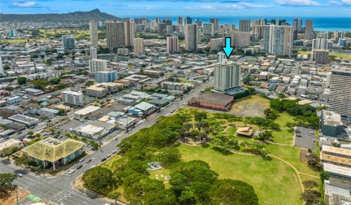 796 Isenberg Street,Honolulu,Hawaii,96826,1 ベッドルーム ベッドルーム,1 バスルームバスルーム,コンド / タウンハウス,Isenberg,19,17888018