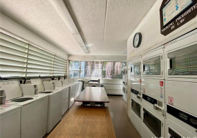 2845 Waialae Avenue,Honolulu,Hawaii,96826,2 Bedrooms Bedrooms,1 BathroomBathrooms,Condo/Townhouse,Waialae,2,17888166