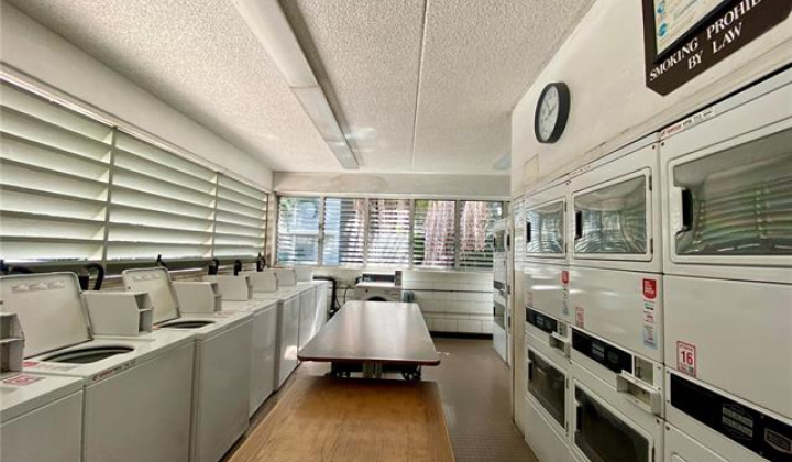 2845 Waialae Avenue,Honolulu,Hawaii,96826,2 Bedrooms Bedrooms,1 BathroomBathrooms,Condo/Townhouse,Waialae,2,17888166