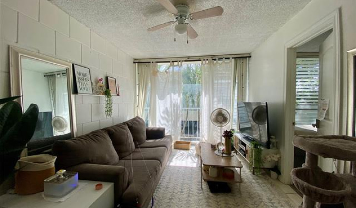 2845 Waialae Avenue,Honolulu,Hawaii,96826,2 Bedrooms Bedrooms,1 BathroomBathrooms,Condo/Townhouse,Waialae,2,17888166