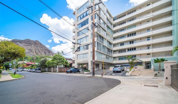 2801 Coconut Avenue,Honolulu,Hawaii,96815,2 Bedrooms Bedrooms,2 BathroomsBathrooms,Condo/Townhouse,Coconut,4,17892857