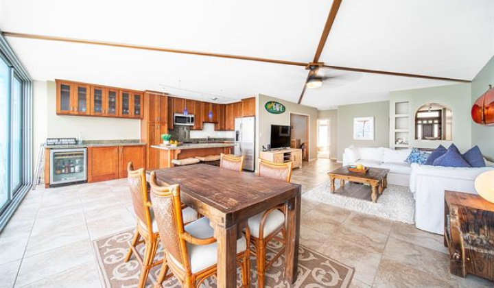 2801 Coconut Avenue,Honolulu,Hawaii,96815,2 Bedrooms Bedrooms,2 BathroomsBathrooms,Condo/Townhouse,Coconut,4,17892857