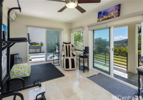 1007 Kuamauna Street,Honolulu,Hawaii,96825,6 ベッドルーム ベッドルーム,5 バスルームバスルーム,一戸建て,Kuamauna,17893107