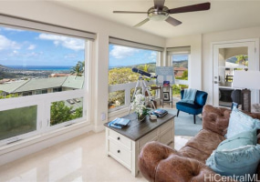 1007 Kuamauna Street,Honolulu,Hawaii,96825,6 ベッドルーム ベッドルーム,5 バスルームバスルーム,一戸建て,Kuamauna,17893107