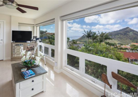1007 Kuamauna Street,Honolulu,Hawaii,96825,6 ベッドルーム ベッドルーム,5 バスルームバスルーム,一戸建て,Kuamauna,17893107