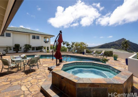 1007 Kuamauna Street,Honolulu,Hawaii,96825,6 ベッドルーム ベッドルーム,5 バスルームバスルーム,一戸建て,Kuamauna,17893107