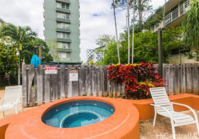 2724 Kahoaloha Lane,Honolulu,Hawaii,96826,2 ベッドルーム ベッドルーム,2 バスルームバスルーム,コンド / タウンハウス,Kahoaloha,11,17895715