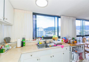 2724 Kahoaloha Lane,Honolulu,Hawaii,96826,2 ベッドルーム ベッドルーム,2 バスルームバスルーム,コンド / タウンハウス,Kahoaloha,11,17895715