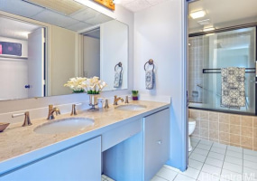1650 Ala Moana Boulevard,Honolulu,Hawaii,96815,2 Bedrooms Bedrooms,2 BathroomsBathrooms,Condo/Townhouse,Ala Moana,25,17898424