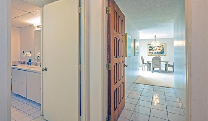 1650 Ala Moana Boulevard,Honolulu,Hawaii,96815,2 Bedrooms Bedrooms,2 BathroomsBathrooms,Condo/Townhouse,Ala Moana,25,17898424
