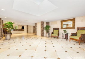 2895 Kalakaua Avenue,Honolulu,Hawaii,96815,1 バスルームバスルーム,コンド / タウンハウス,Kalakaua,5,17898943