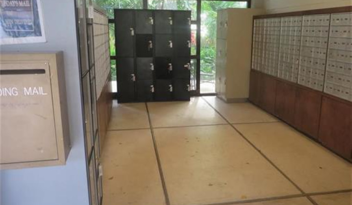 425 Ena Road,Honolulu,Hawaii,96815,1 ベッドルーム ベッドルーム,1 バスルームバスルーム,コンド / タウンハウス,Ena,11,19049265