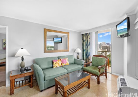 2045 Kalakaua Avenue,Honolulu,Hawaii,96815,1 Bedroom Bedrooms,1 BathroomBathrooms,Condo/Townhouse,Kalakaua,17,17905686