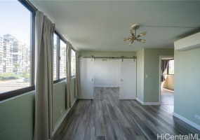 1040 Kinau Street,Honolulu,Hawaii,96814,2 ベッドルーム ベッドルーム,1 バスルームバスルーム,コンド / タウンハウス,Kinau,8,17906562