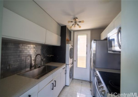 1040 Kinau Street,Honolulu,Hawaii,96814,2 ベッドルーム ベッドルーム,1 バスルームバスルーム,コンド / タウンハウス,Kinau,8,17906562
