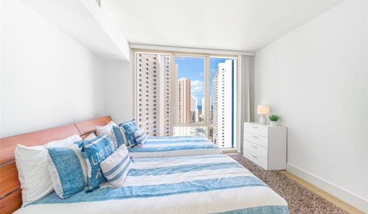 1837 Kalakaua Avenue,Honolulu,Hawaii,96815,2 Bedrooms Bedrooms,2 BathroomsBathrooms,Condo/Townhouse,Kalakaua,24,17907325