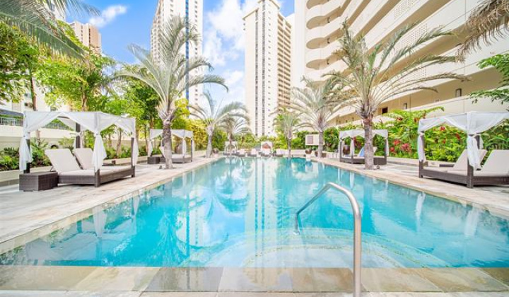 1837 Kalakaua Avenue,Honolulu,Hawaii,96815,2 Bedrooms Bedrooms,2 BathroomsBathrooms,Condo/Townhouse,Kalakaua,24,17907325