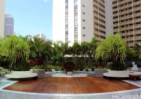 1837 Kalakaua Avenue,Honolulu,Hawaii,96815,2 Bedrooms Bedrooms,2 BathroomsBathrooms,Condo/Townhouse,Kalakaua,24,17907325