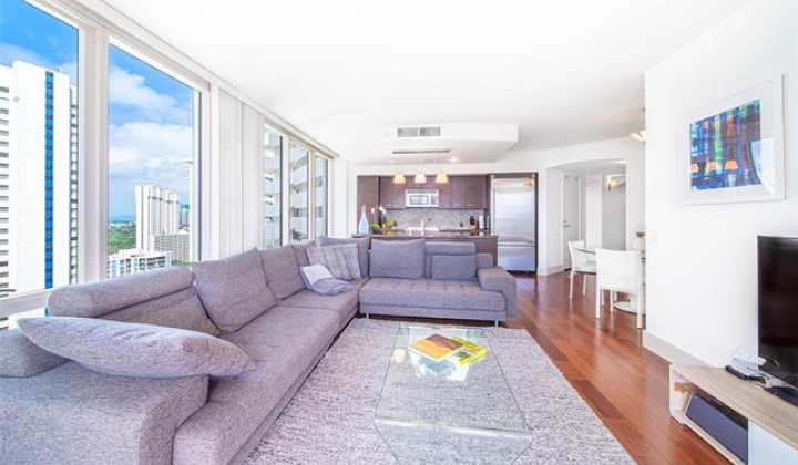 1837 Kalakaua Avenue,Honolulu,Hawaii,96815,2 Bedrooms Bedrooms,2 BathroomsBathrooms,Condo/Townhouse,Kalakaua,24,17907325