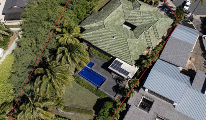 18 Poipu Place,Honolulu,Hawaii,96825,5 ベッドルーム ベッドルーム,4 バスルームバスルーム,一戸建て,Poipu,18371227