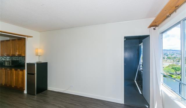 2547 Ala Wai Boulevard,Honolulu,Hawaii,96815,2 Bedrooms Bedrooms,2 BathroomsBathrooms,Condo/Townhouse,Ala Wai,7,17909990