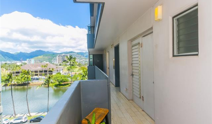 2547 Ala Wai Boulevard,Honolulu,Hawaii,96815,2 Bedrooms Bedrooms,2 BathroomsBathrooms,Condo/Townhouse,Ala Wai,7,17909990