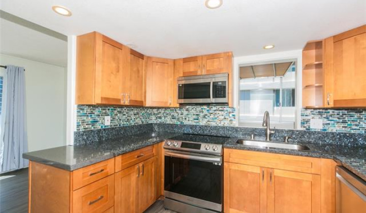 2547 Ala Wai Boulevard,Honolulu,Hawaii,96815,2 Bedrooms Bedrooms,2 BathroomsBathrooms,Condo/Townhouse,Ala Wai,7,17909990