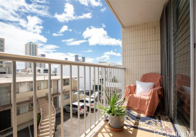 827 Kinau Street,Honolulu,Hawaii,96813,1 Bedroom Bedrooms,1 BathroomBathrooms,Condo/Townhouse,Kinau,1,17910275