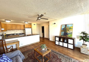 827 Kinau Street,Honolulu,Hawaii,96813,1 Bedroom Bedrooms,1 BathroomBathrooms,Condo/Townhouse,Kinau,1,17910275