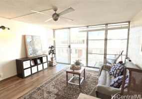 827 Kinau Street,Honolulu,Hawaii,96813,1 Bedroom Bedrooms,1 BathroomBathrooms,Condo/Townhouse,Kinau,1,17910275