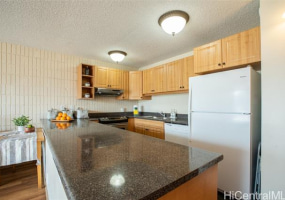 827 Kinau Street,Honolulu,Hawaii,96813,1 Bedroom Bedrooms,1 BathroomBathrooms,Condo/Townhouse,Kinau,1,17910275