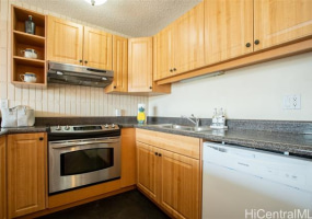 827 Kinau Street,Honolulu,Hawaii,96813,1 Bedroom Bedrooms,1 BathroomBathrooms,Condo/Townhouse,Kinau,1,17910275
