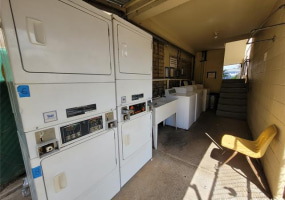 2450 Date Street,Honolulu,Hawaii,96826,2 Bedrooms Bedrooms,1 BathroomBathrooms,Condo/Townhouse,Date,3,17910461
