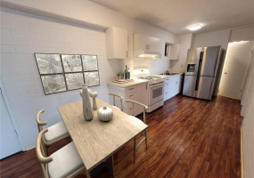 2450 Date Street,Honolulu,Hawaii,96826,2 Bedrooms Bedrooms,1 BathroomBathrooms,Condo/Townhouse,Date,3,17910461