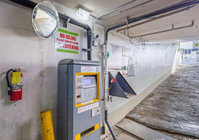 2463 Kuhio Avenue,Honolulu,Hawaii,96815,1 BathroomBathrooms,Condo/Townhouse,Kuhio,4,18741163